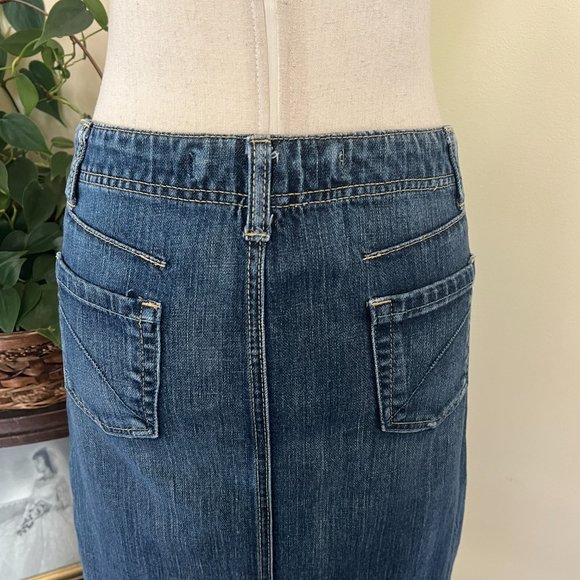 Express Precision Fit Denim Skirt sz 2 - Picture 9 of 13